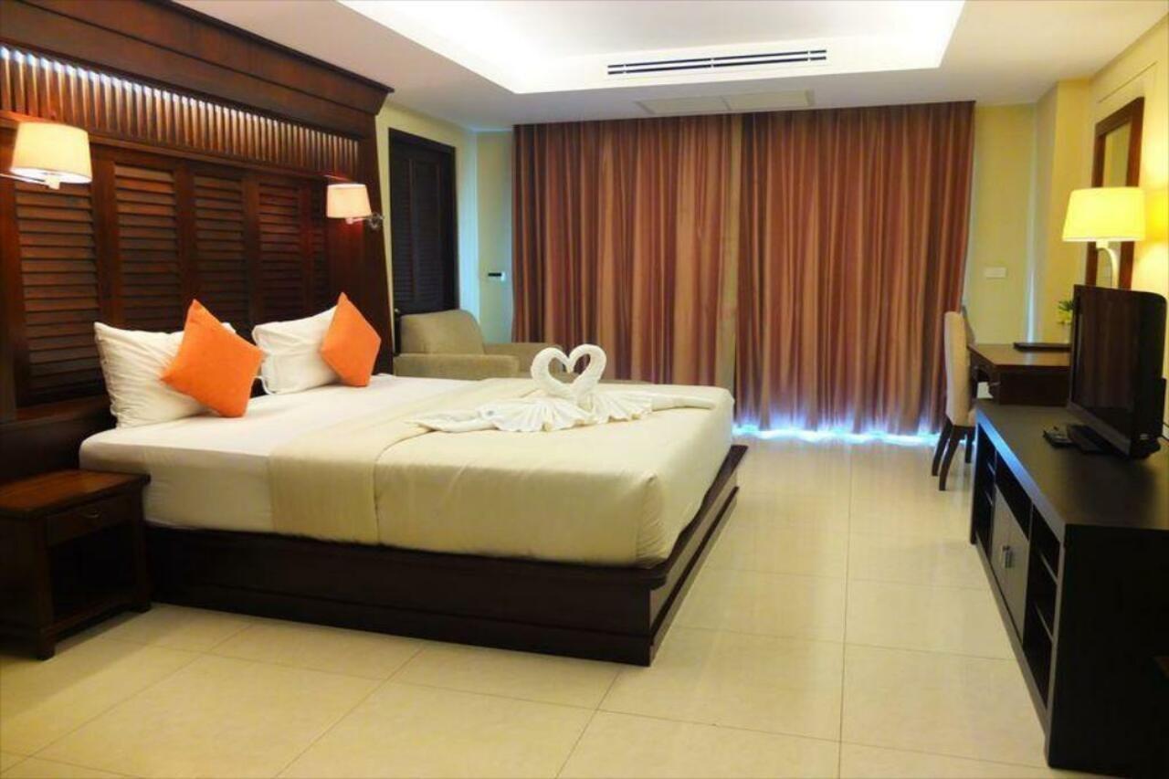 August Suites Pattaya Dış mekan fotoğraf