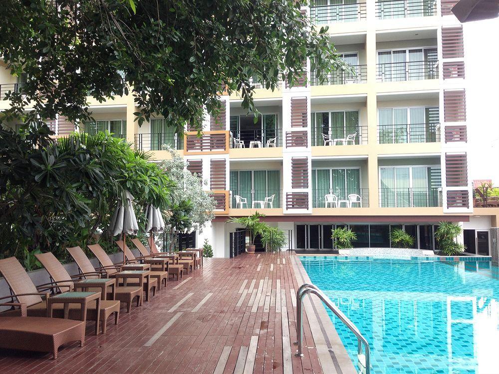 August Suites Pattaya Dış mekan fotoğraf