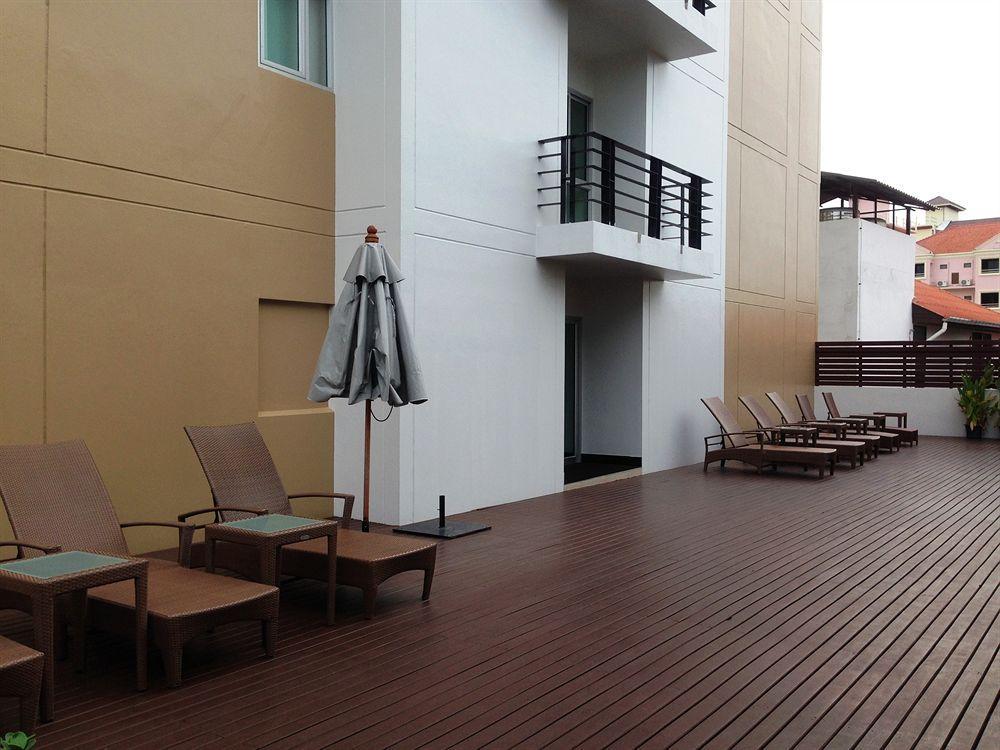 August Suites Pattaya Dış mekan fotoğraf