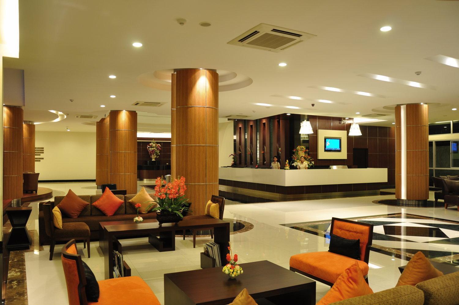 August Suites Pattaya Dış mekan fotoğraf